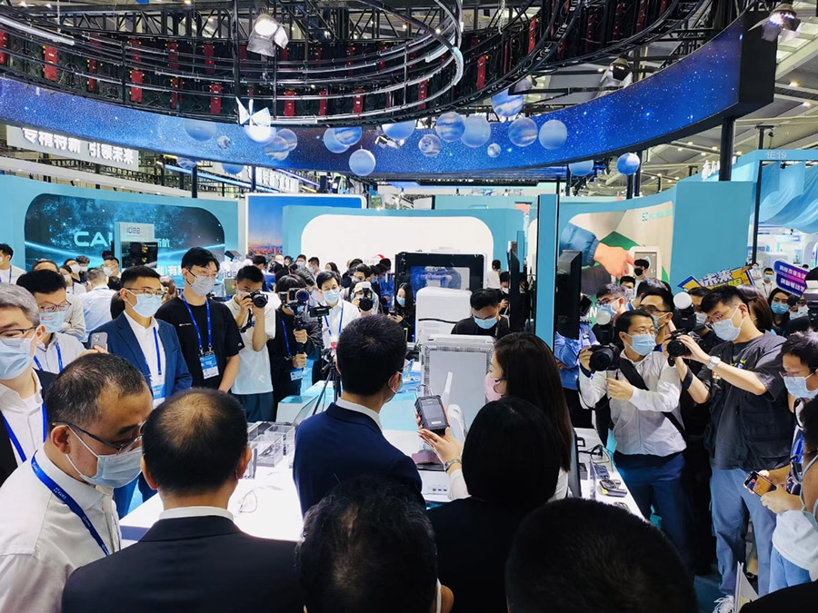 科技驱动发展 │ 华体会(中国)huatihui·官方网页版,携多款智能终端产品闪耀高交会