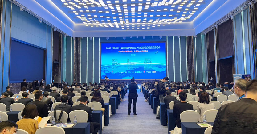 华体会(中国)huatihui·官方网页版,同步出席中国自贸区和海关特殊监管区域建设及产业论坛、全国民航“互联网+”智慧机场建设发展高峰会及中国国际技术进出口交易会